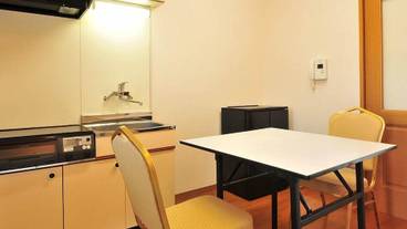 客室内のダイニングエリア / 10