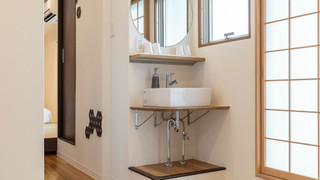 和風クワドラプルルーム ダブルベッド 2 台