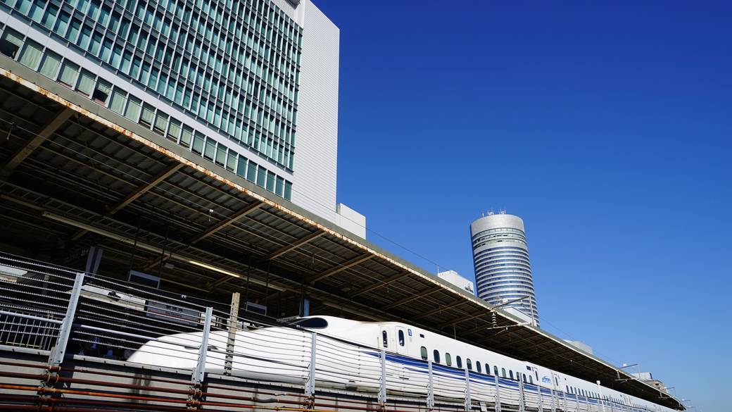 新横浜駅の真上にあるホテル / 2