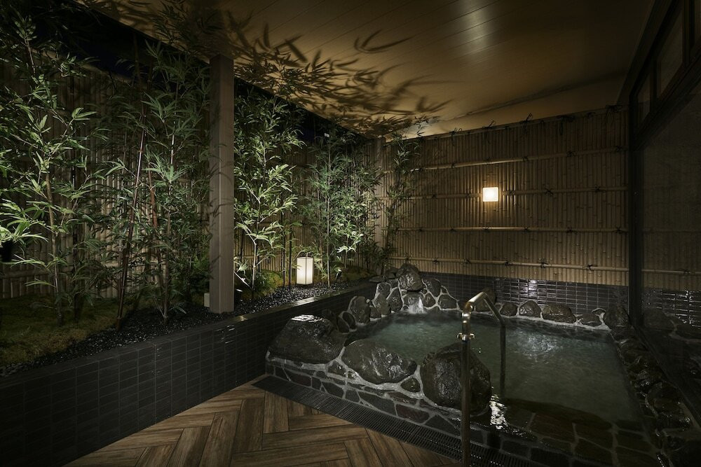 女性用露天風呂