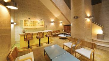 ロビー応接スペース / 16