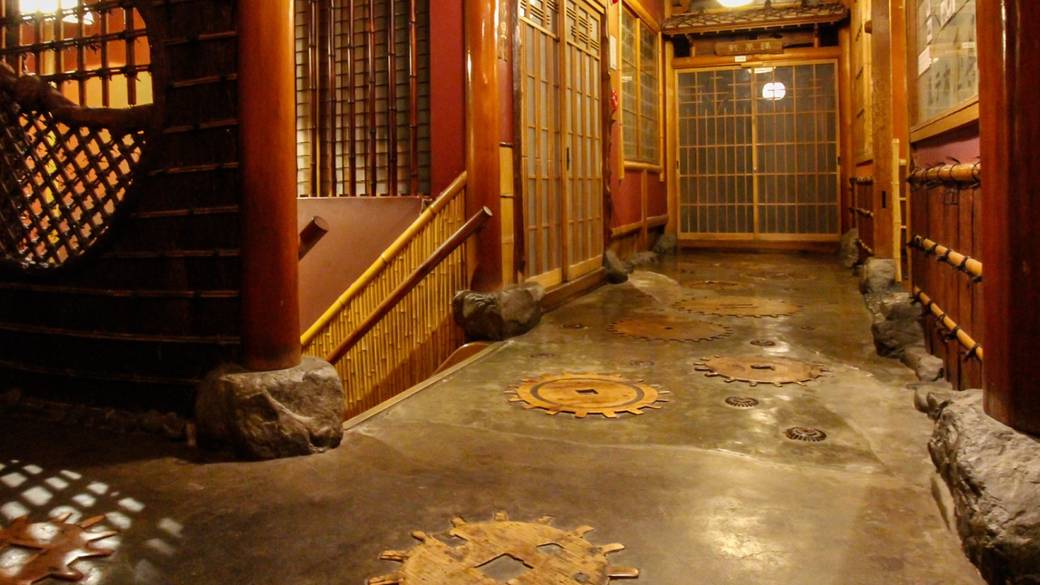 文化財「斉月楼」廊下 / 2