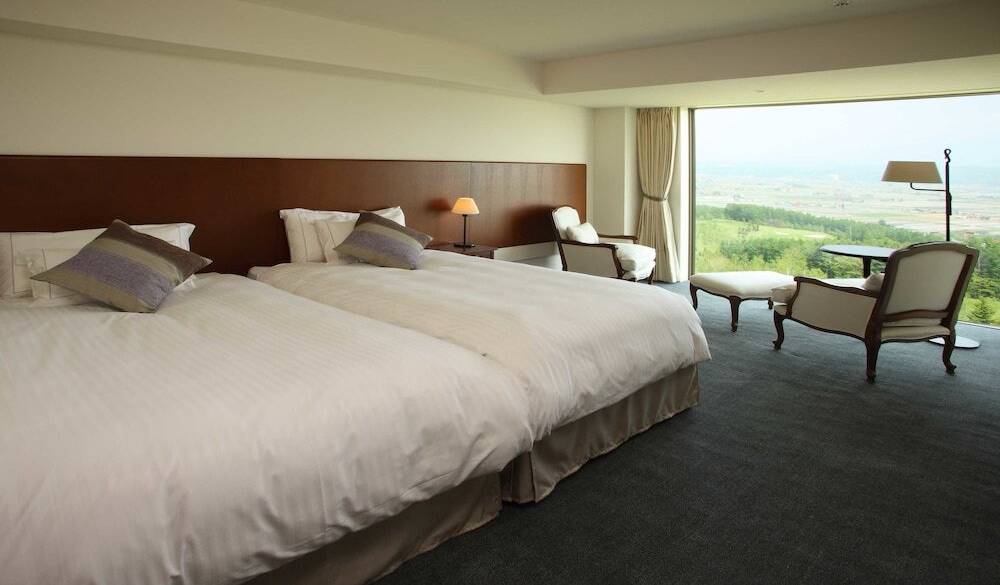 デラックスツイン2 / 3