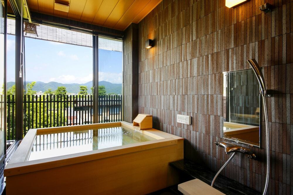 京都 嵐山温泉 渡月亭3996046