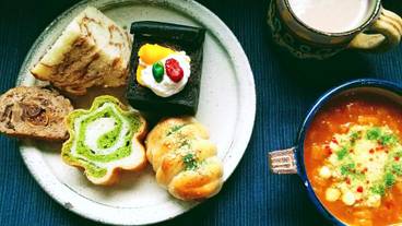 食事・飲み物 / 8