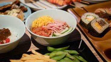 食事・飲み物 / 19