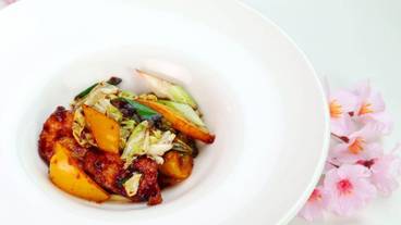 食事・飲み物 / 3