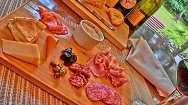 食事・飲み物 / 3