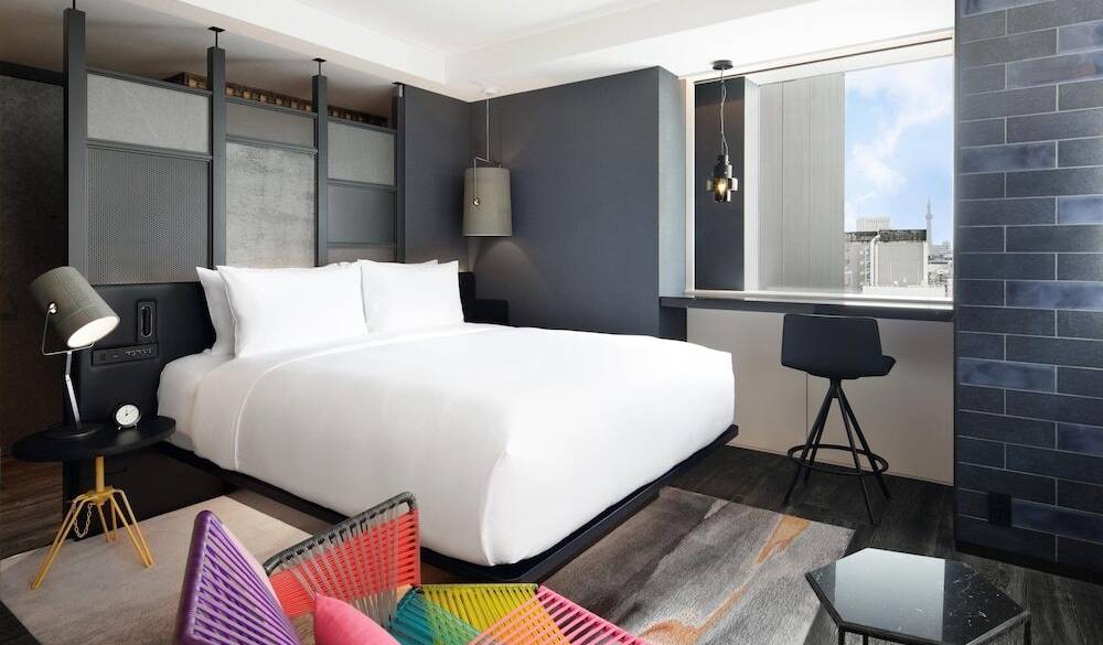 アートと音楽を
楽しむスイート / 1