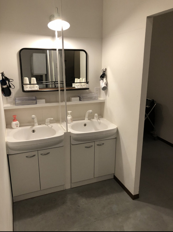 洗面台も綺麗です