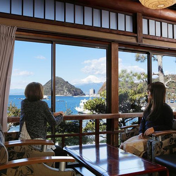 本を片手に温泉旅行へいこう!4245962