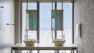 エグゼクティブスイート(14階、ソファベッド2台付)