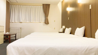 ファミリー ルーム 禁煙 (5 Single Beds)