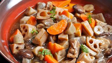 朝食ブッフェ 温総菜一例 / 9