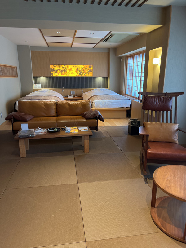 広くて落ち着くお部屋でした