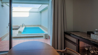 [EXESプールヴィラスイート] 62平米・ラウンジ利用可