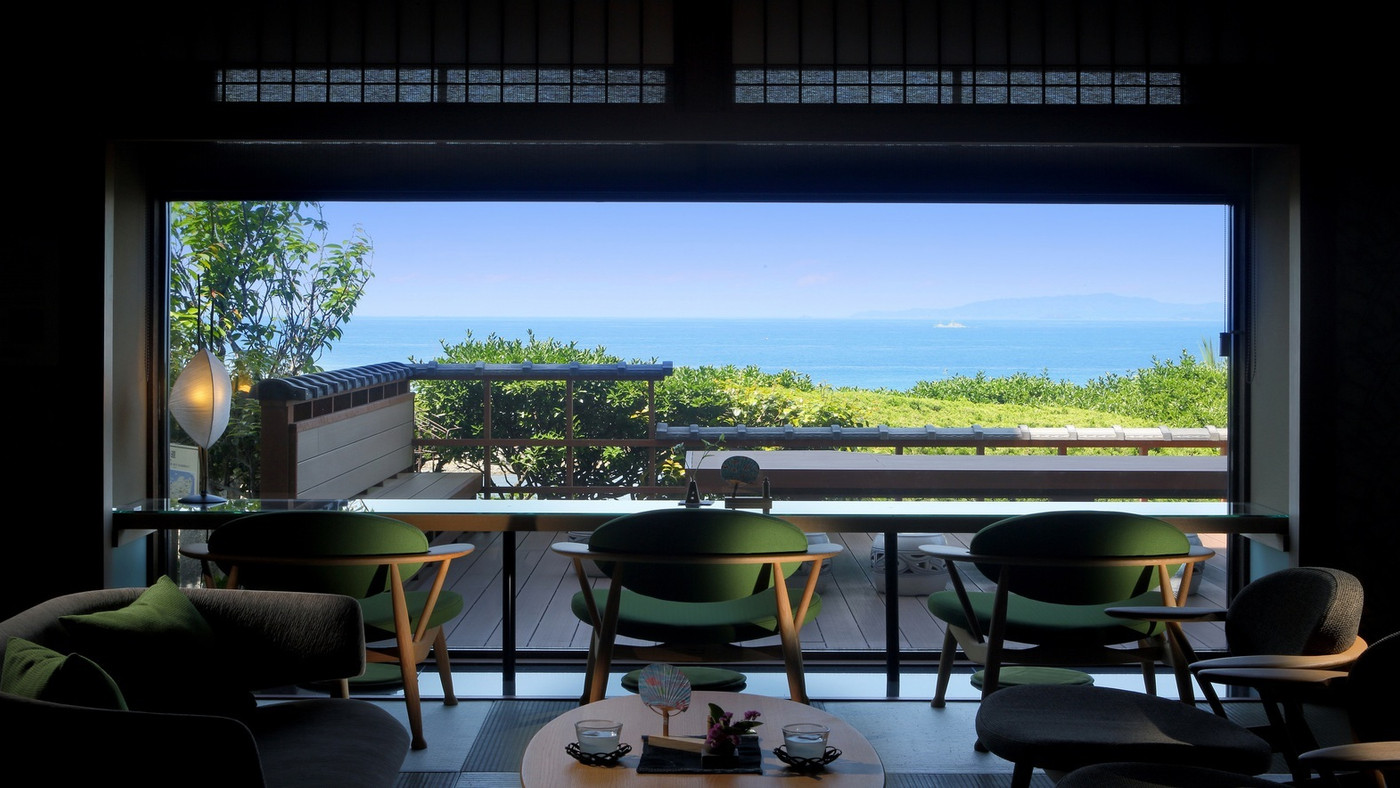 全室から「洲崎灯台」を眺む癒しの温泉宿3406490