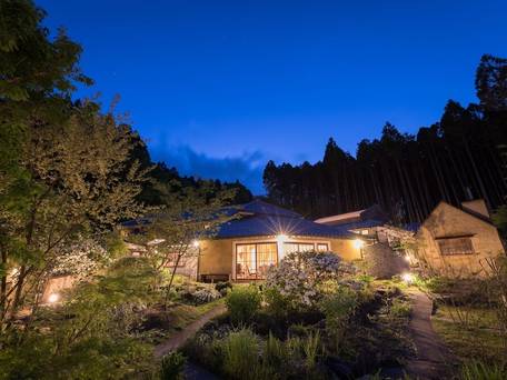 由布院温泉 湯富里の宿 一壺天 / 1