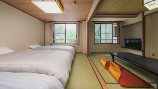 スーペリア トリプルルーム マウンテンビュー