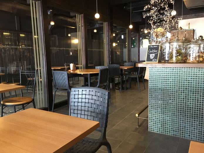 「Cafe&Bar 3rd」 / 4