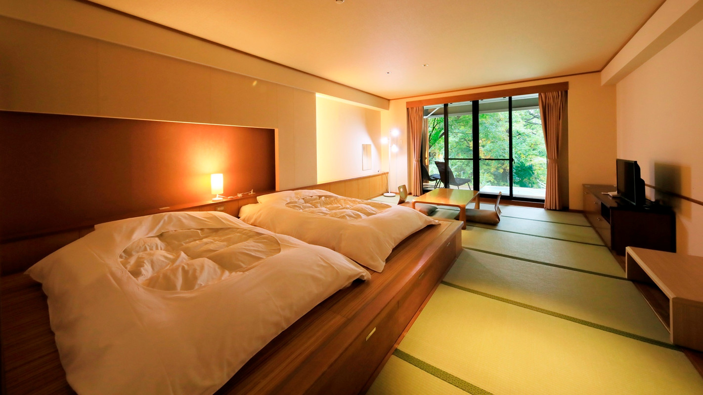 露天風呂付和室／夜