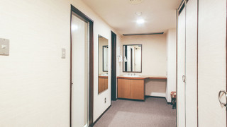 和洋室 ベッド2台+布団2枚 (禁煙)