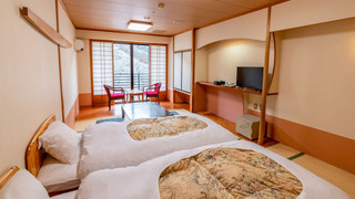 [禁煙]和室10畳 (ベッド2台)