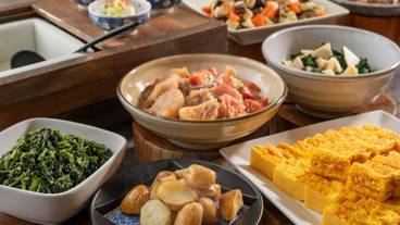 朝食ビュッフェ / 3