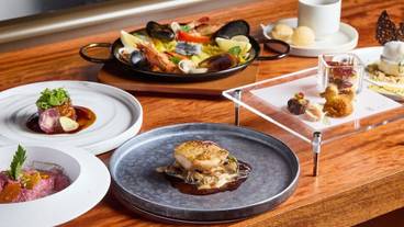 食事・飲み物 / 4