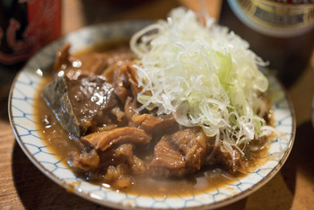 「岸田屋」 料理 69237474 2017.6 牛にこみ（500円）