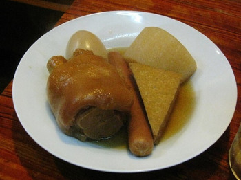 「にせんべろ酒場 おでんの金太郎」 料理 82884259 おでん(テビチが旨い)