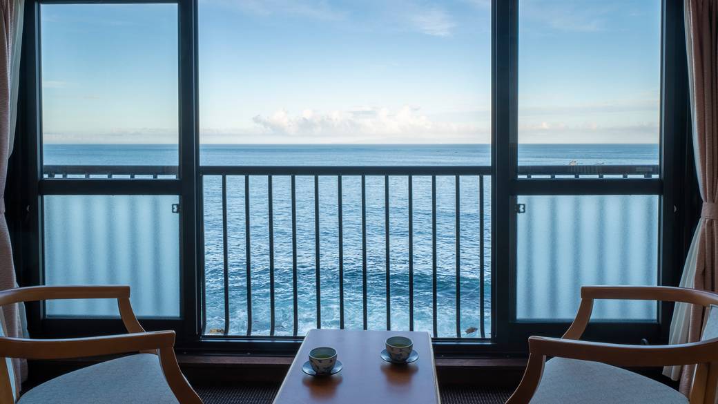 寛ぎの客室は
オーシャンビュー中心 / 1