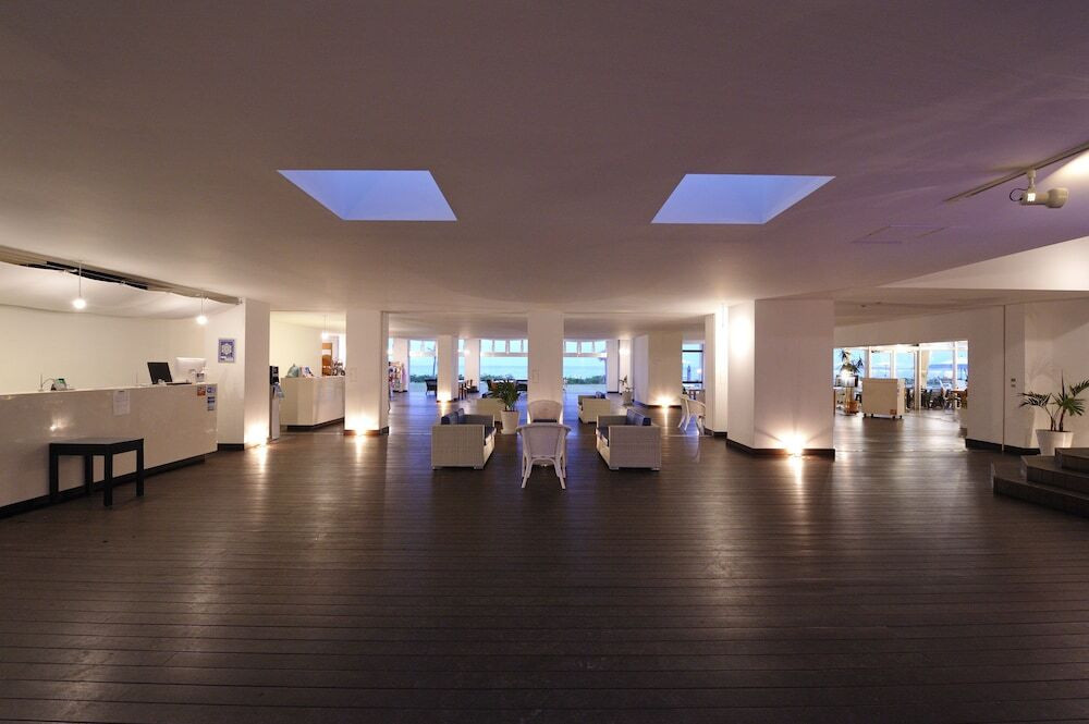 ロビー応接スペース