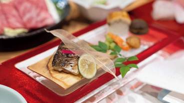 食事・飲み物 / 6