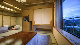 深山亭 和室 富士山側 [山梨ワインラウンジ利用可能]