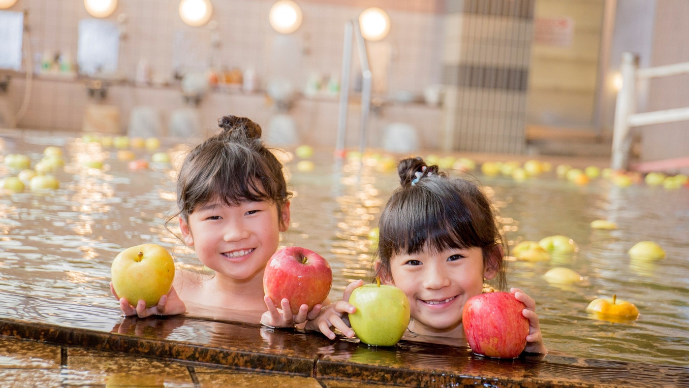 子連れ旅のサポートグッズが充実！青森名物のりんごが満喫できるホテル3930709