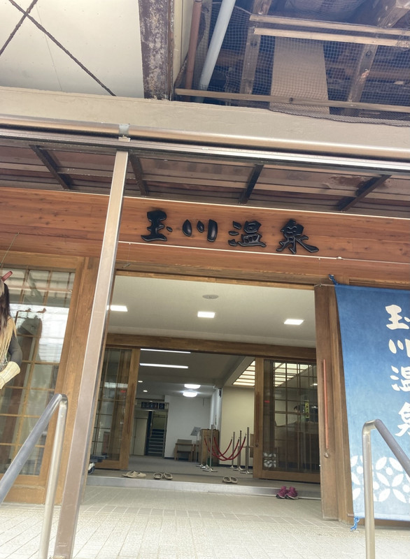 フロント入口