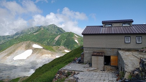 地獄谷を見下ろす