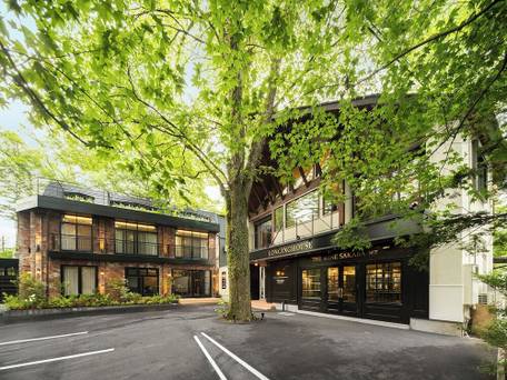 LONGINGHOUSE 旧軽井沢 諏訪ノ森 / 1