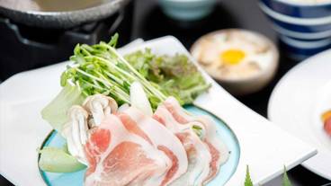 食事・飲み物 / 1