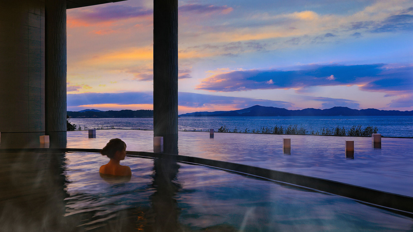 現代アートやインフィニティ温泉が魅力のオールインクルーシブリゾート4003005