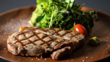 食事・飲み物 / 4