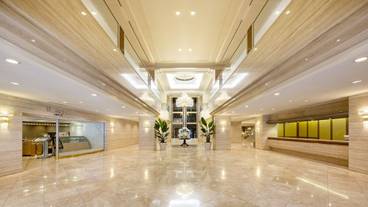 内部エントランス / 2