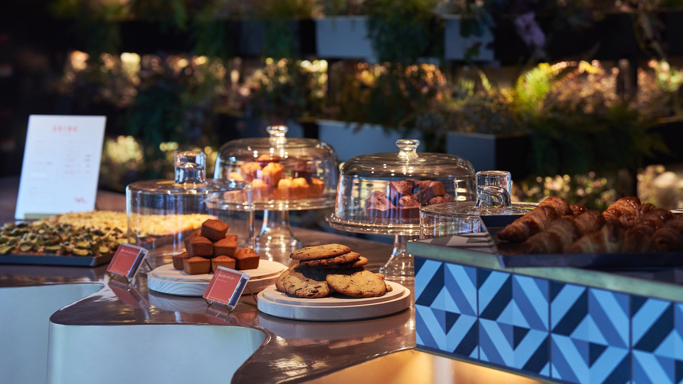 無機質×アイコニック家具がおしゃれなホテル4052217