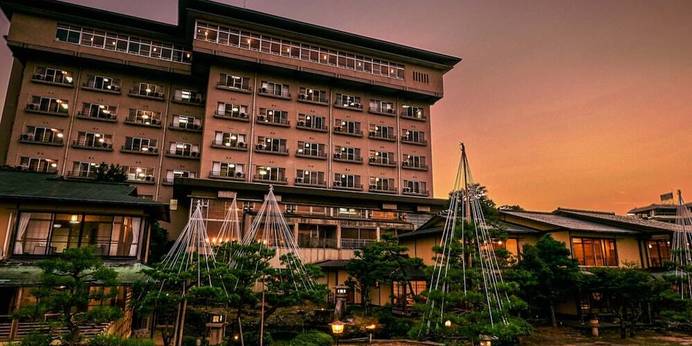 大江戸温泉物語 わんわんリゾート矢田屋松濤園（石川県 旅館） / 1