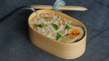 食事・飲み物 / 5