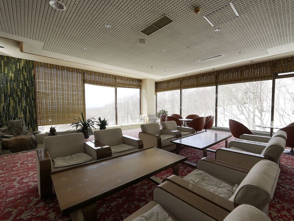 ロビーラウンジ