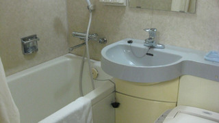 ベーシック ツインルーム シングルベッド 2 台 禁煙