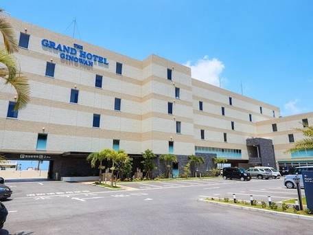 THE GRAND HOTEL GINOWAN / 5