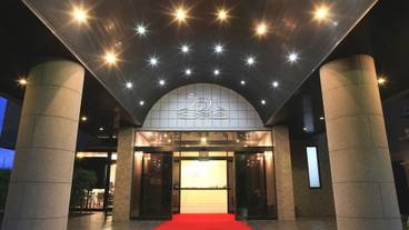 施設の入り口 / 12